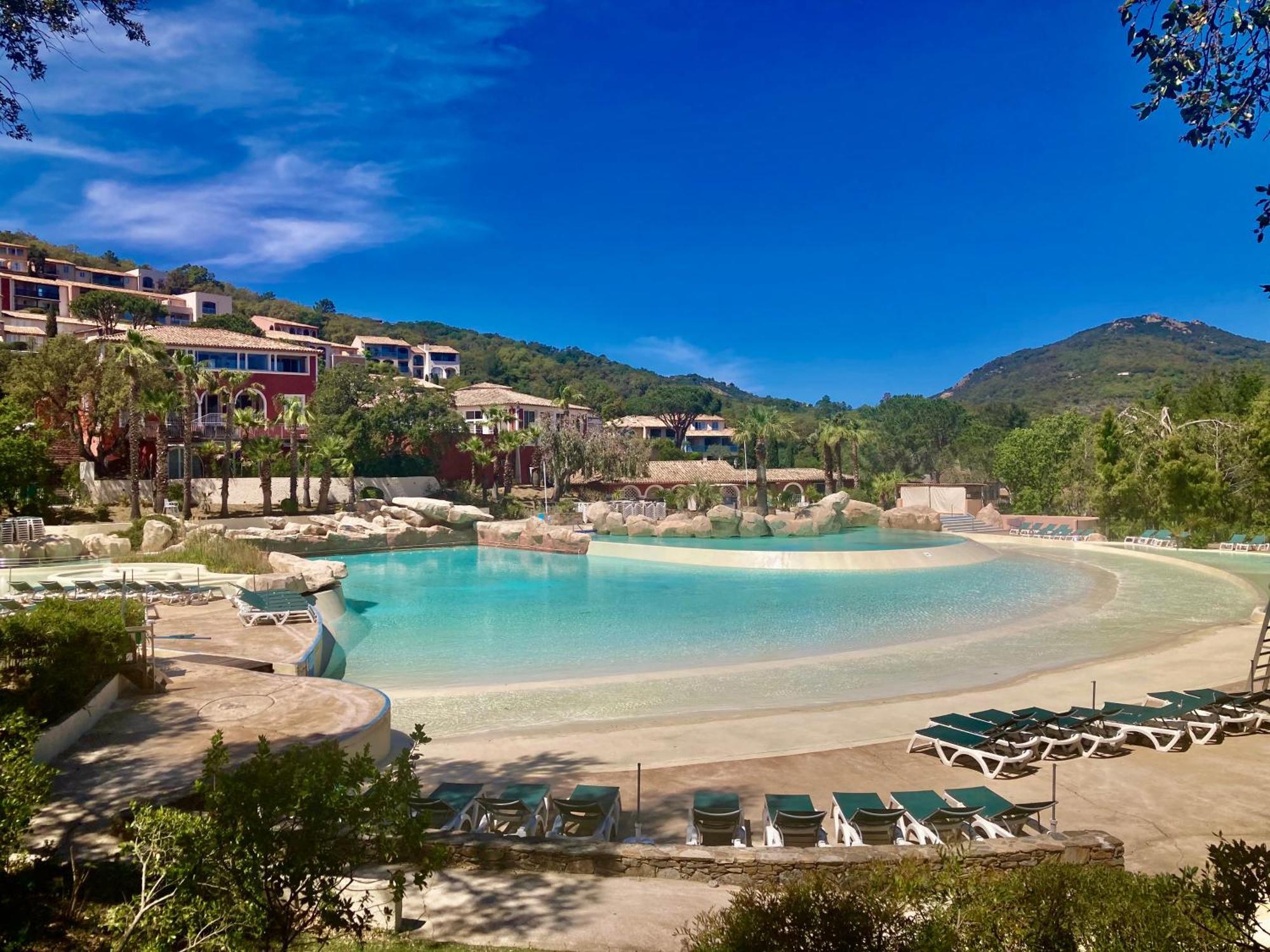 Les Restanques Roses 1274 Vue Et Golfe De St Tropez- Climatisation - Wifi Apartment *